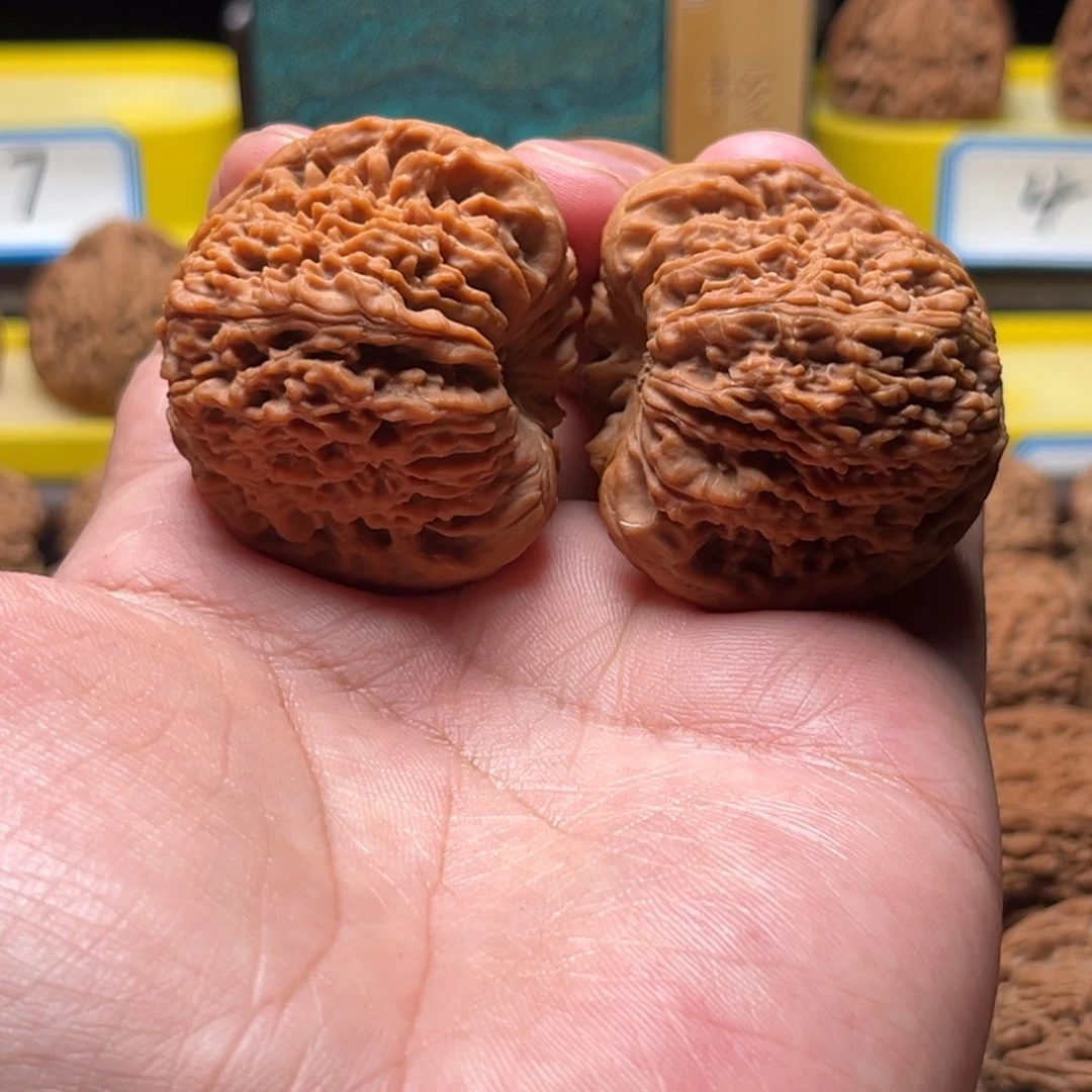 把件文玩核桃球疆