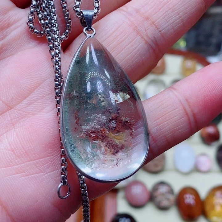 未镶嵌颈饰水晶水晶