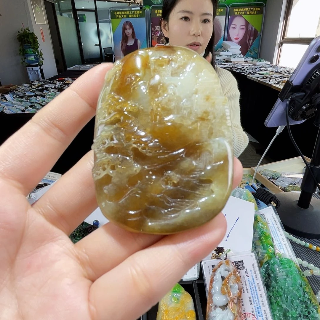 颈饰未镶嵌翡翠一