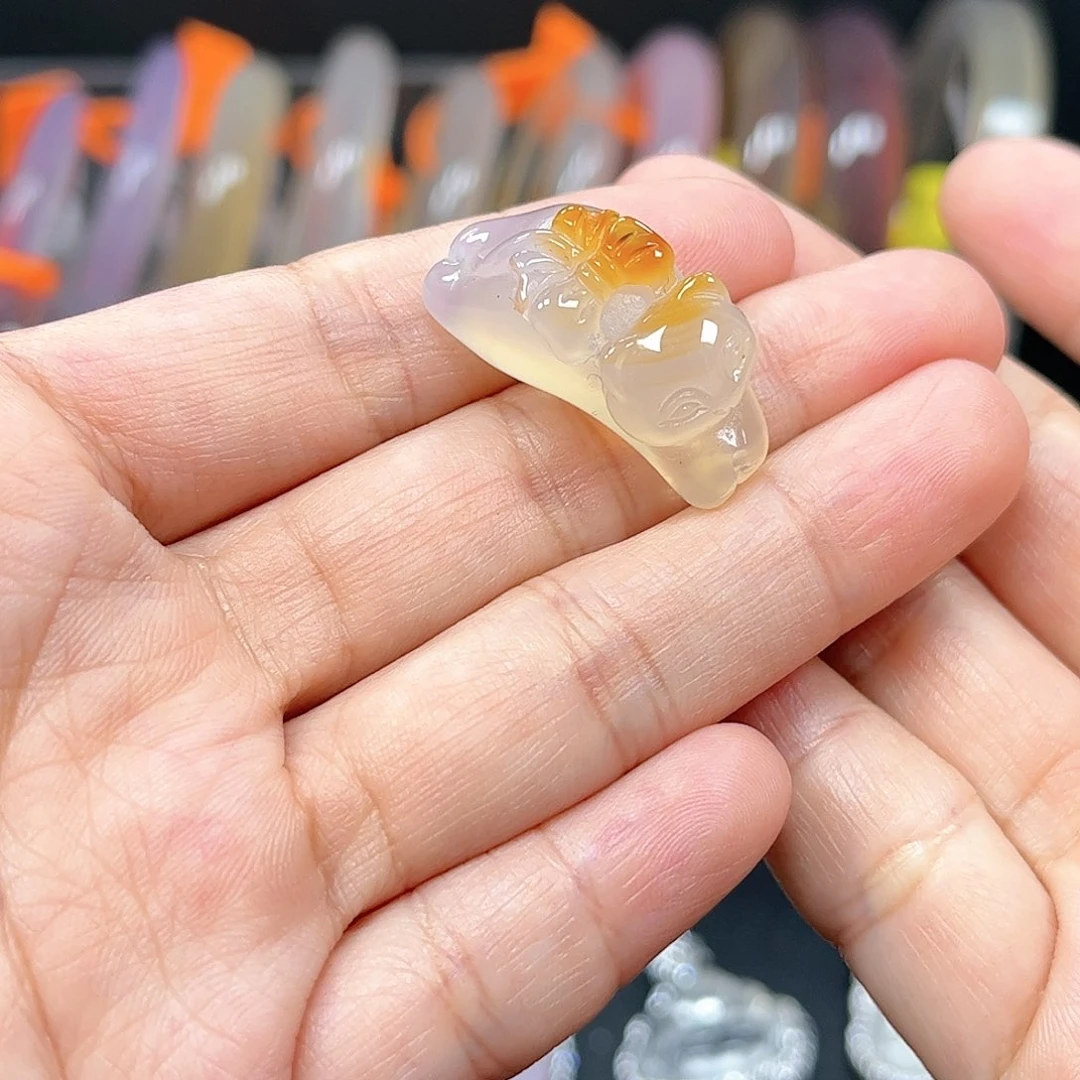 玛瑙/玉髓颈饰未镶嵌