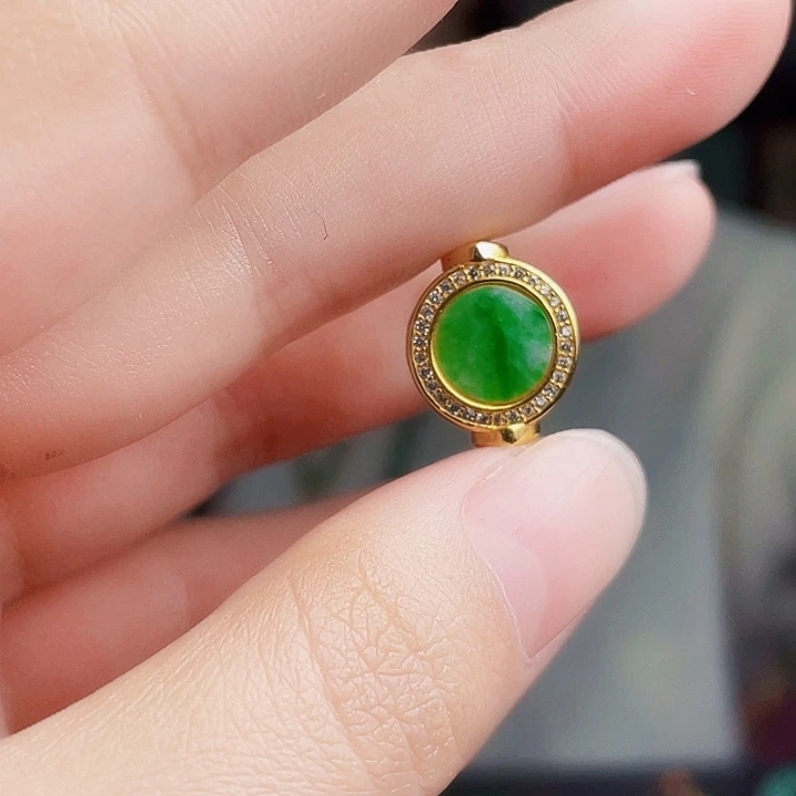 翡翠银S925镶嵌颈饰多样性