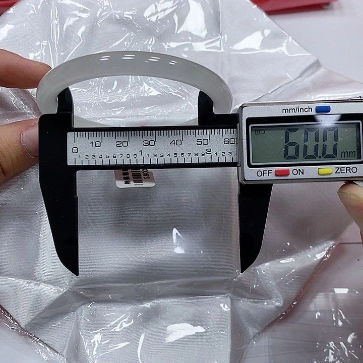 翡翠手镯未镶嵌84