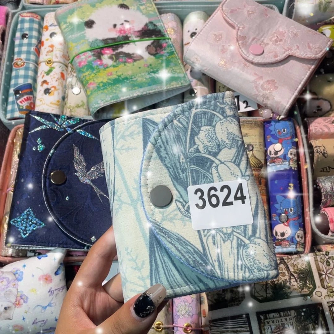 刺绣胖**学m5活页加空白纸3624。