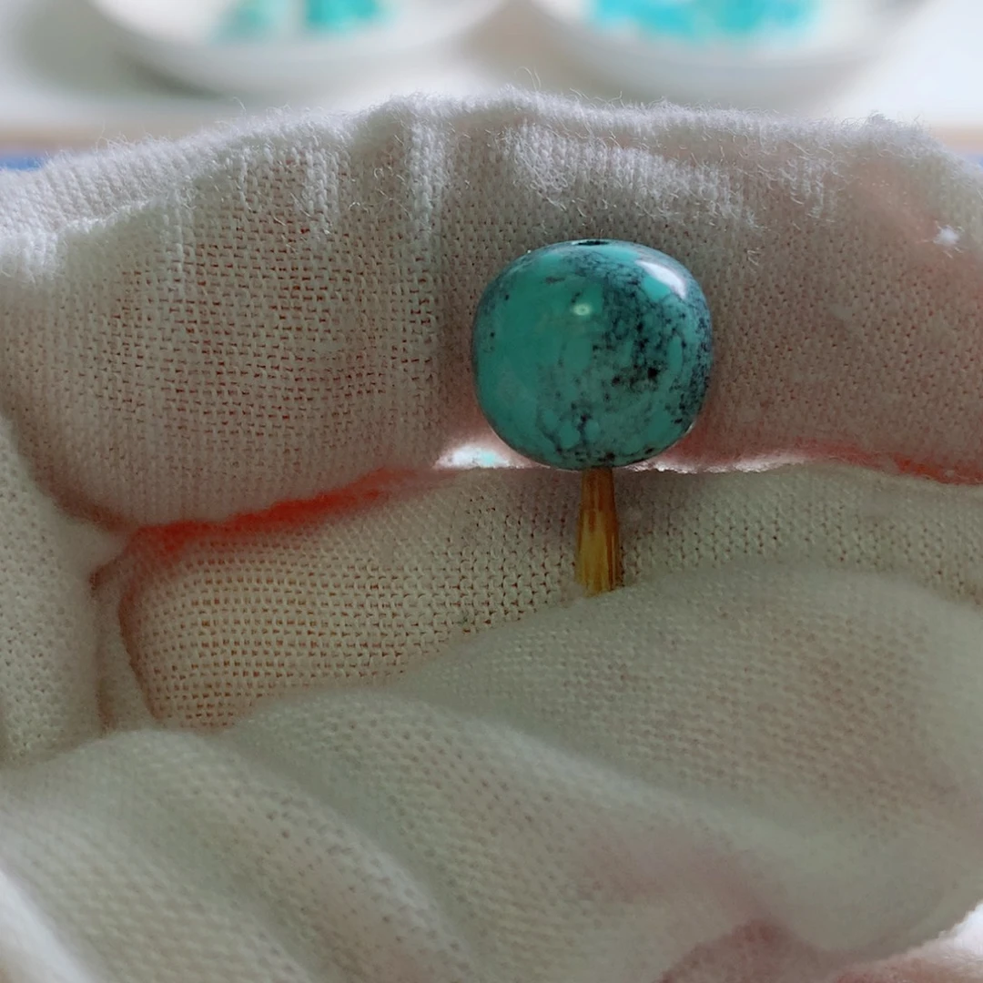 绿松石未镶嵌挂件