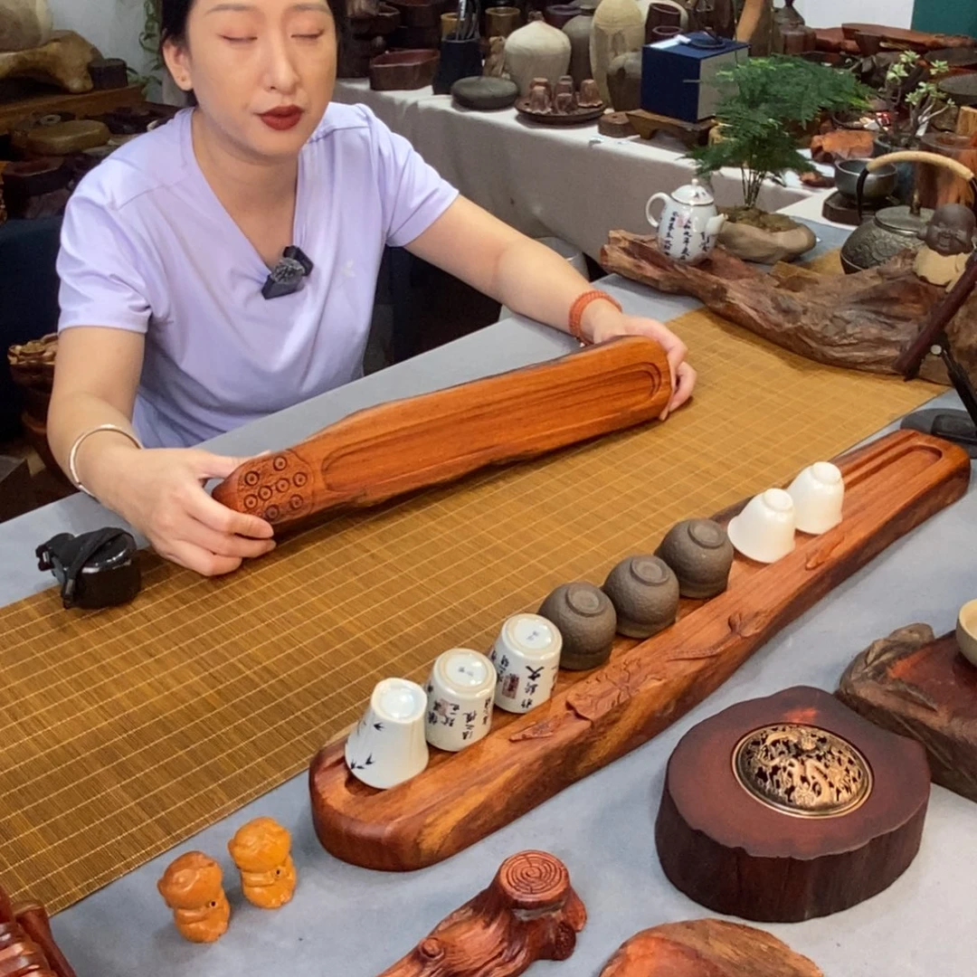 缅甸花梨雕刻杯架