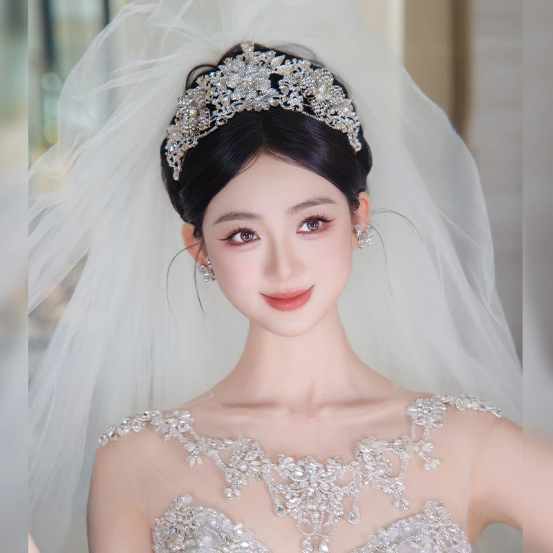 合金婚庆饰品 韩系水钻新款新娘头饰婚纱公主生日皇冠发饰MT2597
