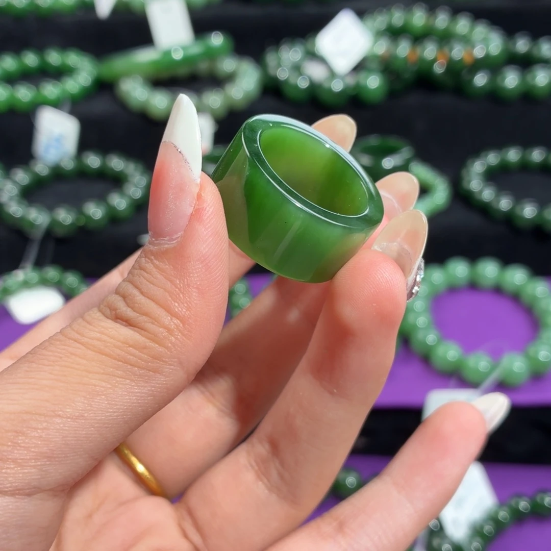 和田玉（碧玉）未镶嵌戒指