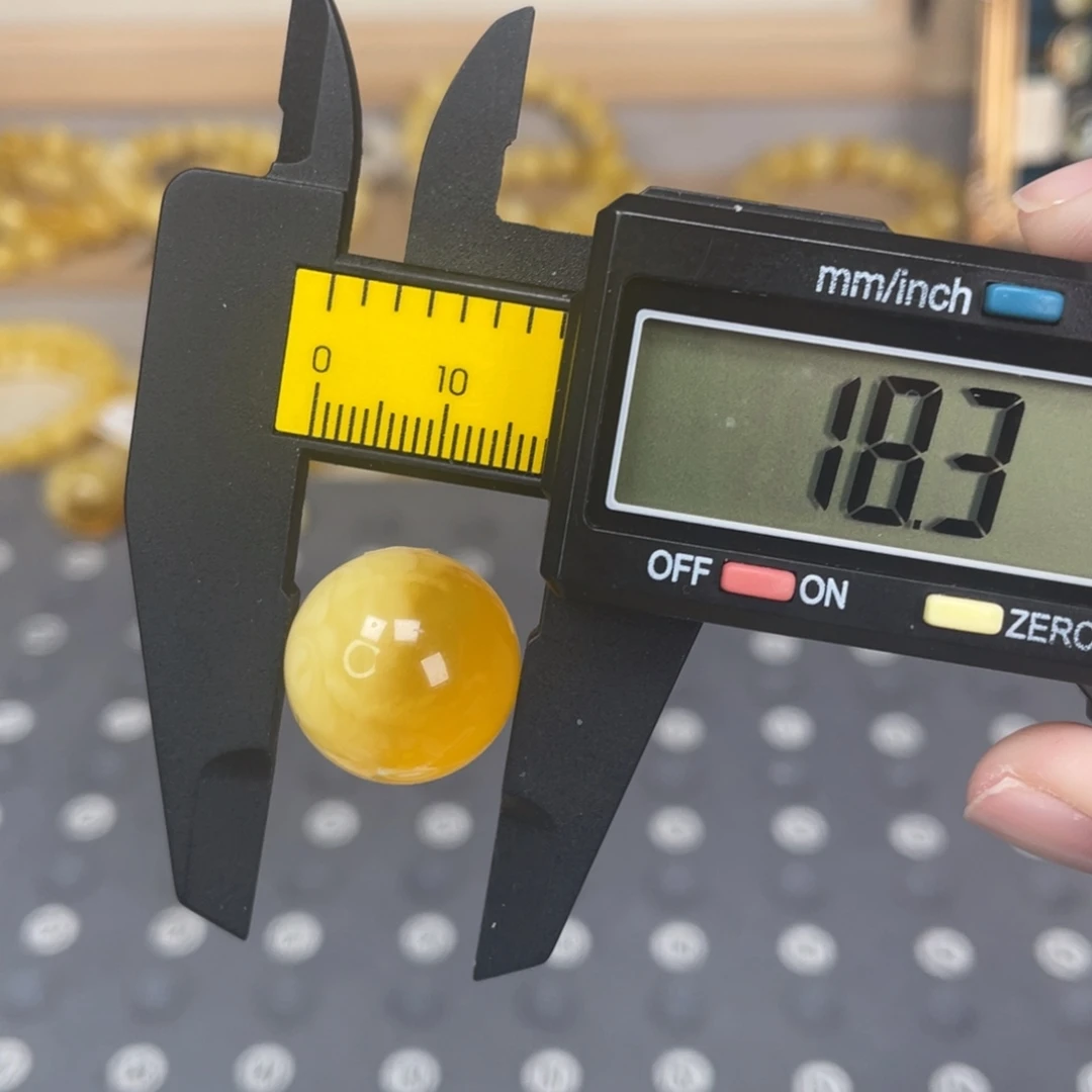 琥珀未镶嵌裸石89号