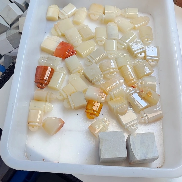 寿山石印石?***秃今天我也很