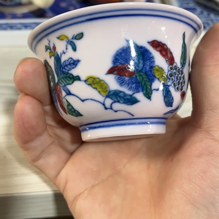 瓷片景德镇陶瓷杯子。红西西。