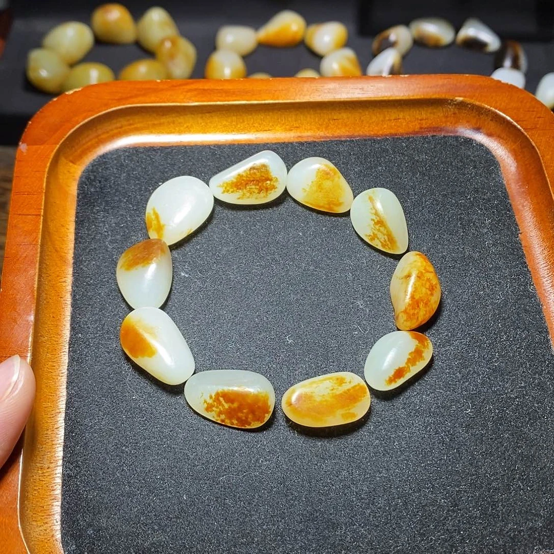 和田玉未镶嵌手链