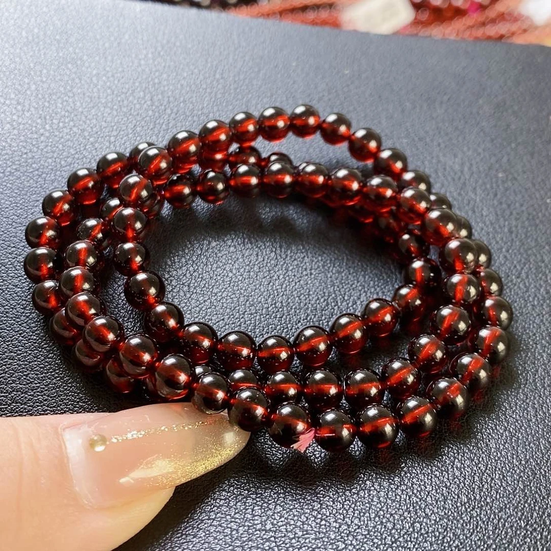 石榴石手链未镶嵌美***。6.0 3圈毕业级