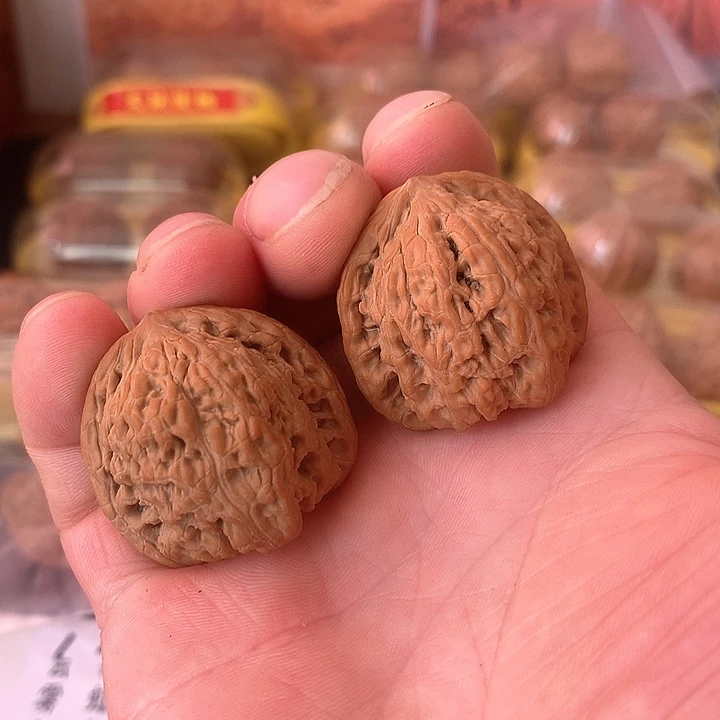 文玩核桃吊坠3.55红玛瑙