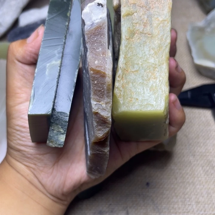 和田玉（糖玉）未镶嵌挂件雷****们