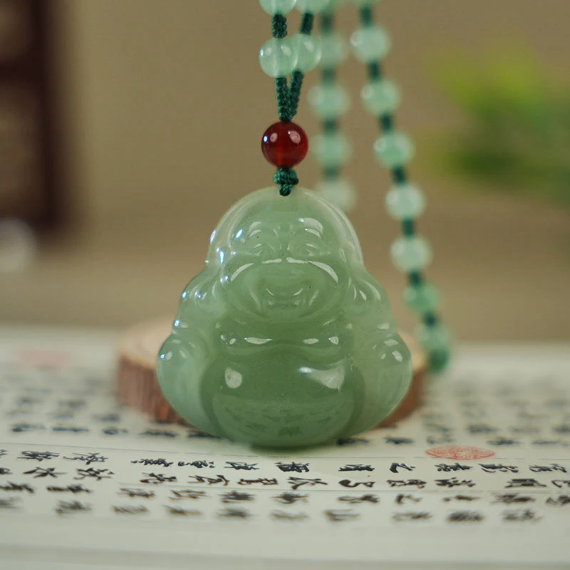 【笑脸佛公】菠菜绿女款时尚大尺寸石英质玉冰透笑脸佛公吊坠