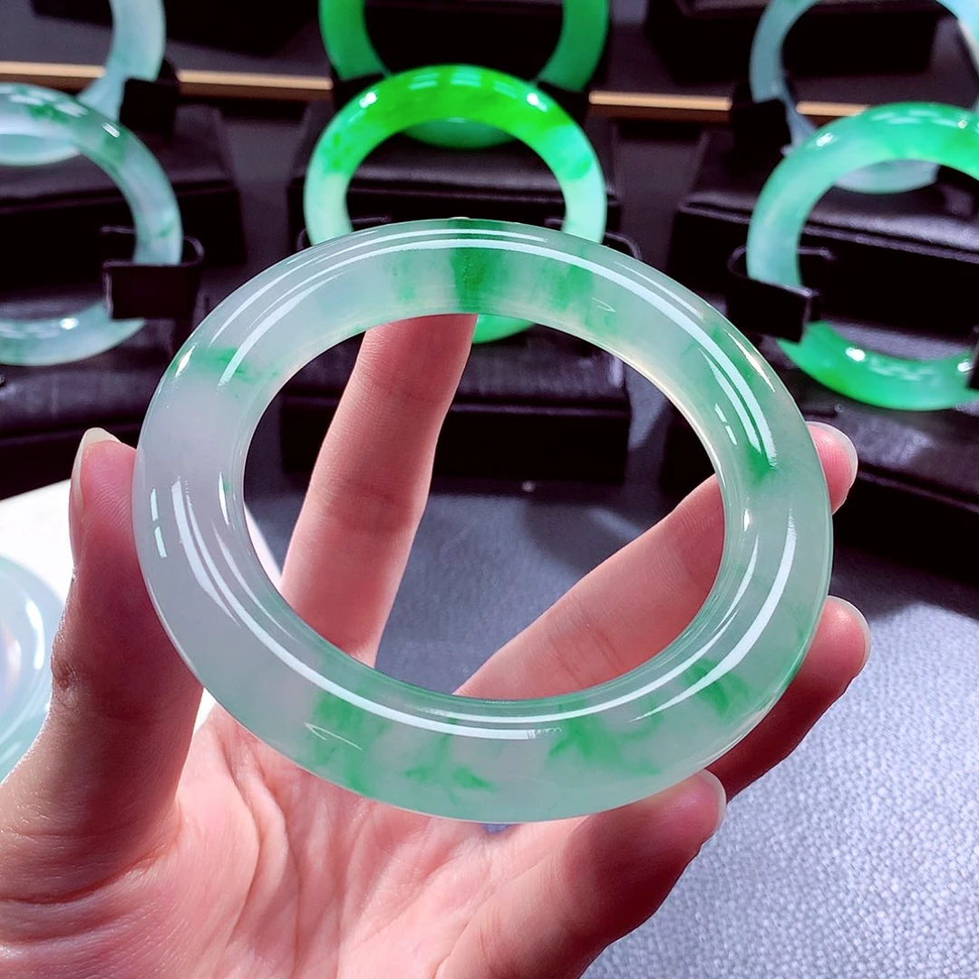 未镶嵌手镯翡翠总价小七价3开 定金2万【可送货上门】