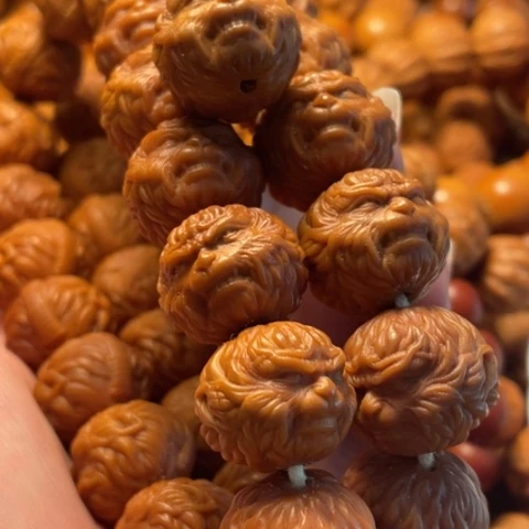 手串猴头核桃张***?舞台