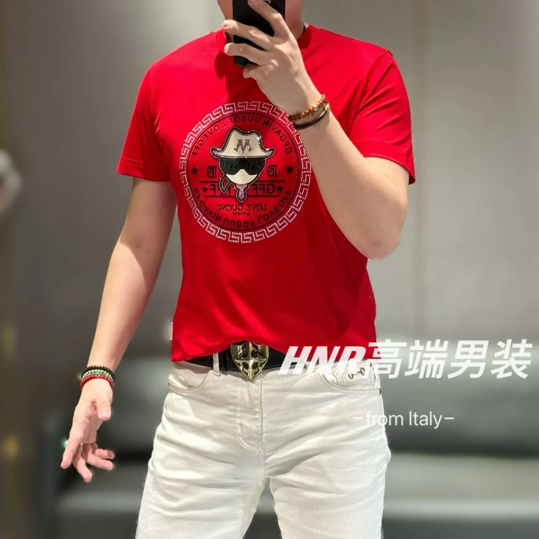 【老佛爷专卖】立体激光切割奥钻鱼子酱工艺小老头春款T恤68003