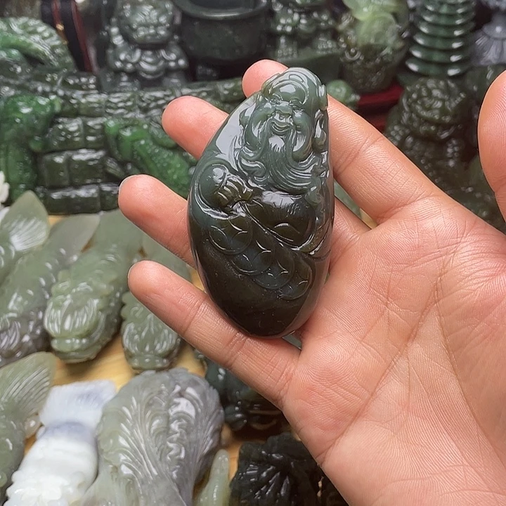 和田玉未镶嵌挂件