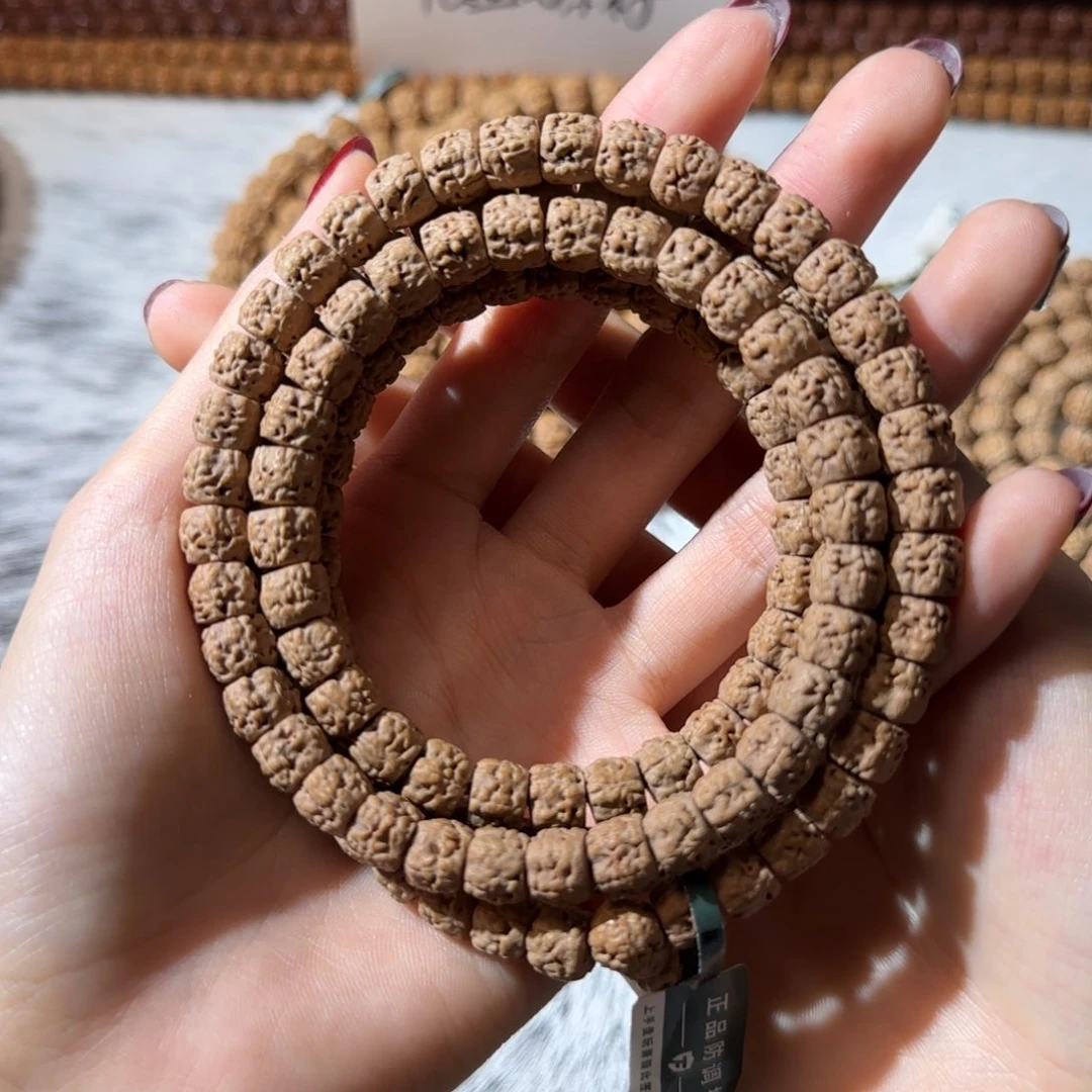 金刚菩提吊坠终结者8mm厚皮壳佛手