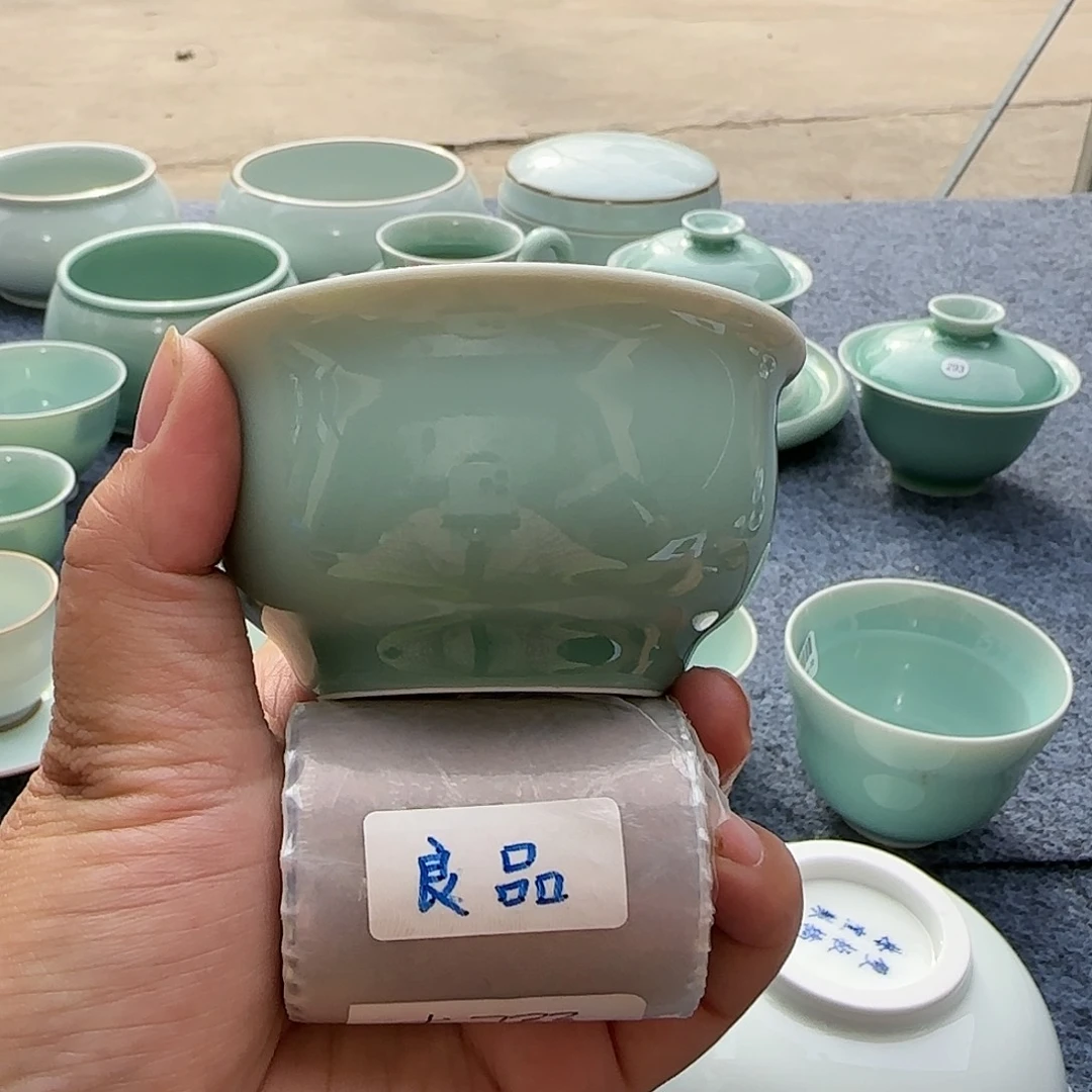 尴尬咯经济咯君君咯君君咯OK