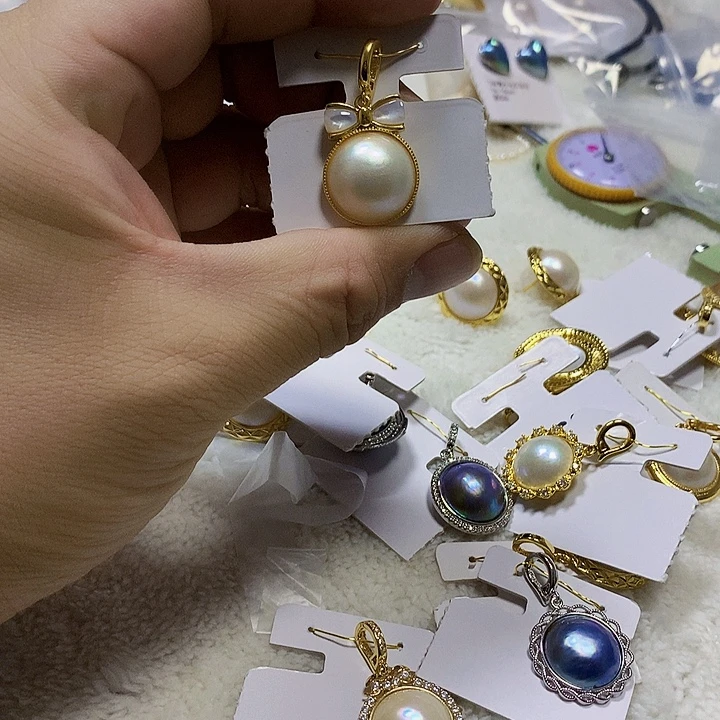 颈饰合金拼合珍珠（马贝珠）