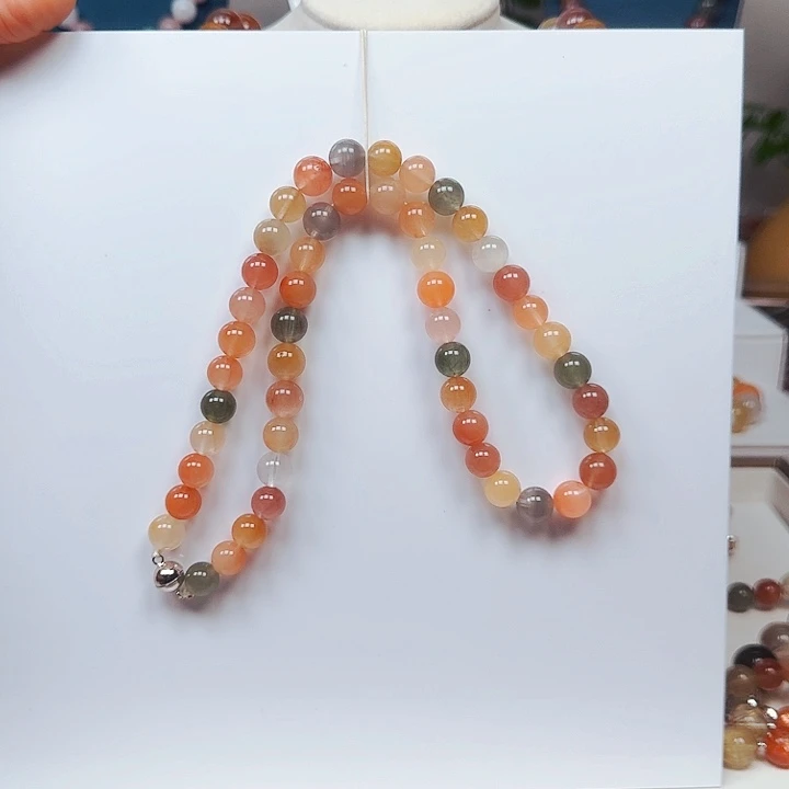 爱***下颈饰未镶嵌水晶多样发一