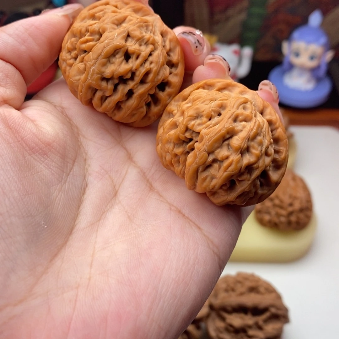 文玩核桃吊坠39平谷九龙