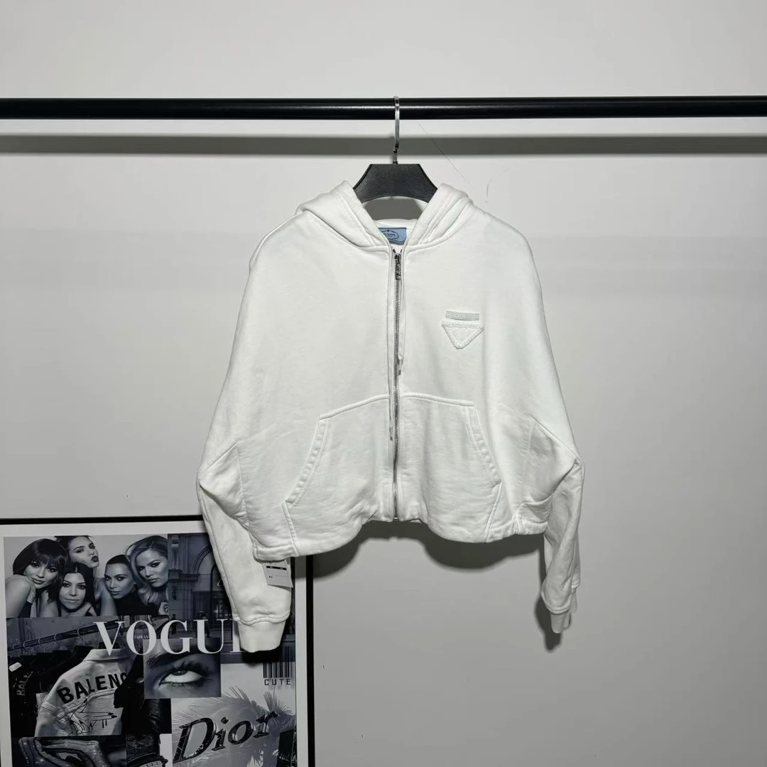 99新 Prada/普拉达 三角标纯白拉链外套/L码