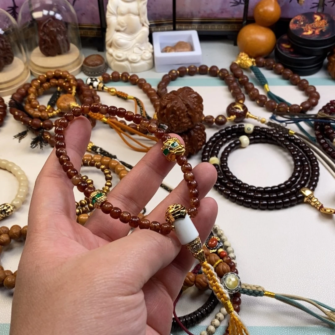 吊坠星月菩提。。。。。。。。。。