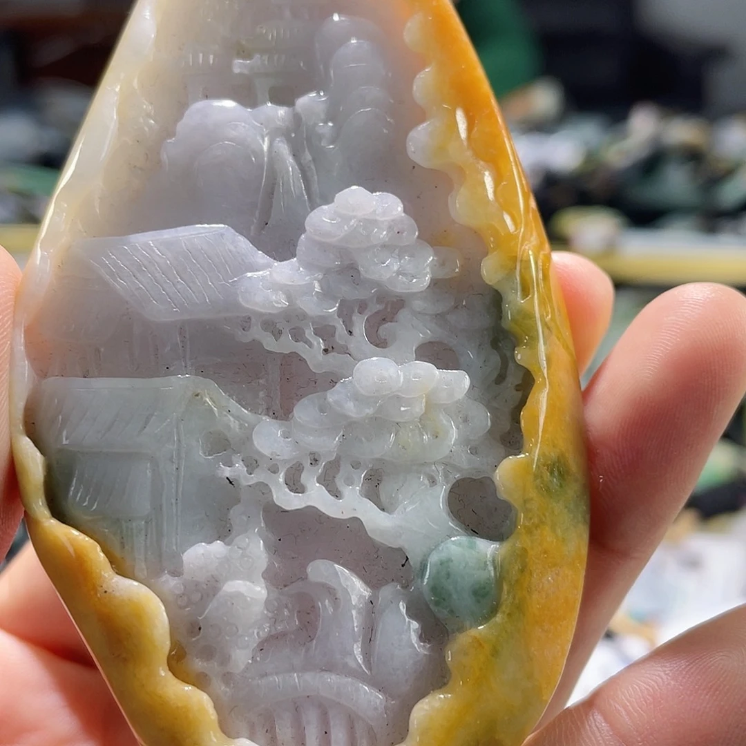 颈饰未镶嵌翡翠一个