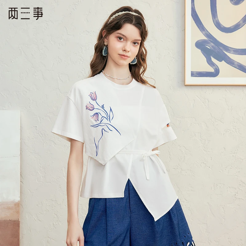 两三事 蓄香作诗 印花不对称镂空短袖t恤S25CT427