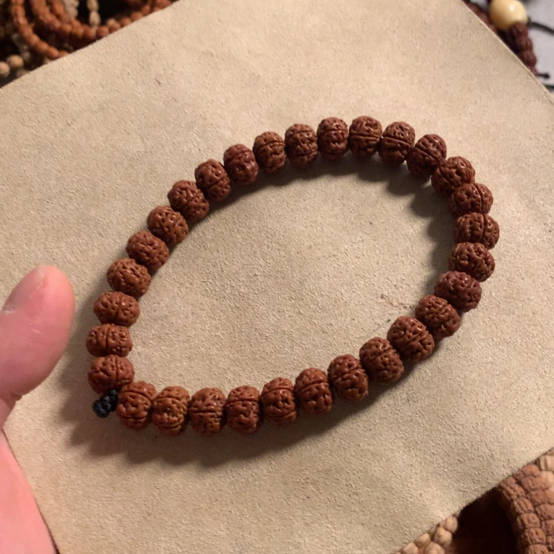 柏香籽/百香籽吊坠超***?