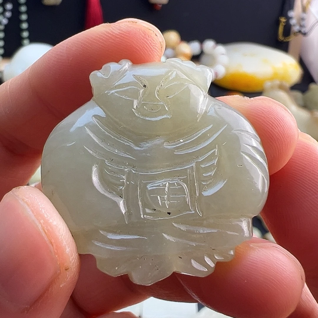 和田玉未镶嵌挂件