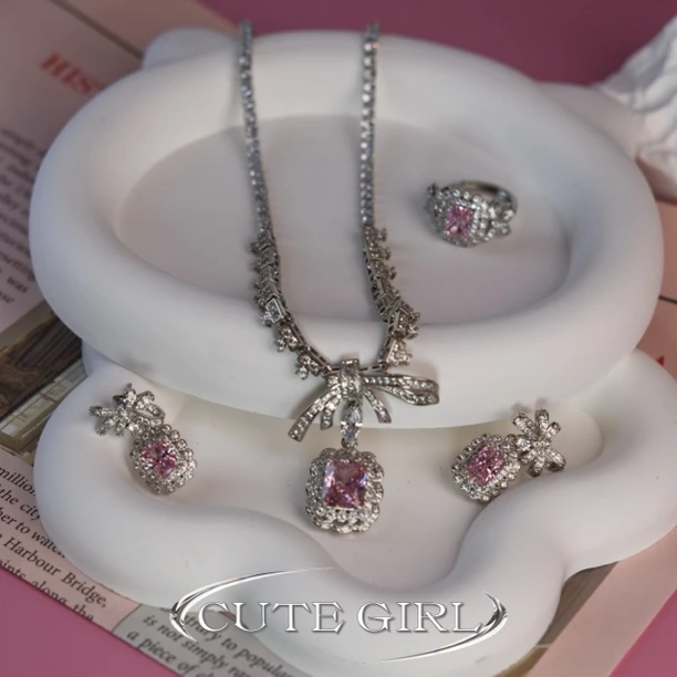 钛钢锆石项链 CUTEGIRL 韩版粉色宝石项链耳环锆石礼服晚宴配饰