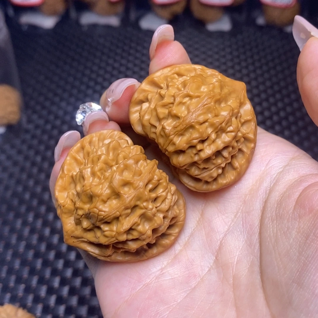 ****漫文玩核桃吊坠龙门涧