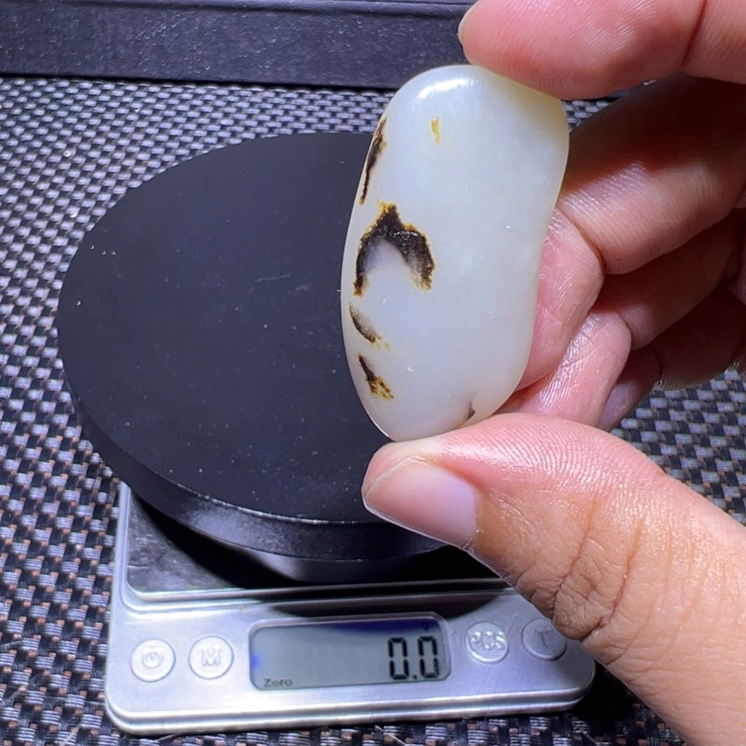 吊坠(不含链)未镶嵌和田玉（子料）13