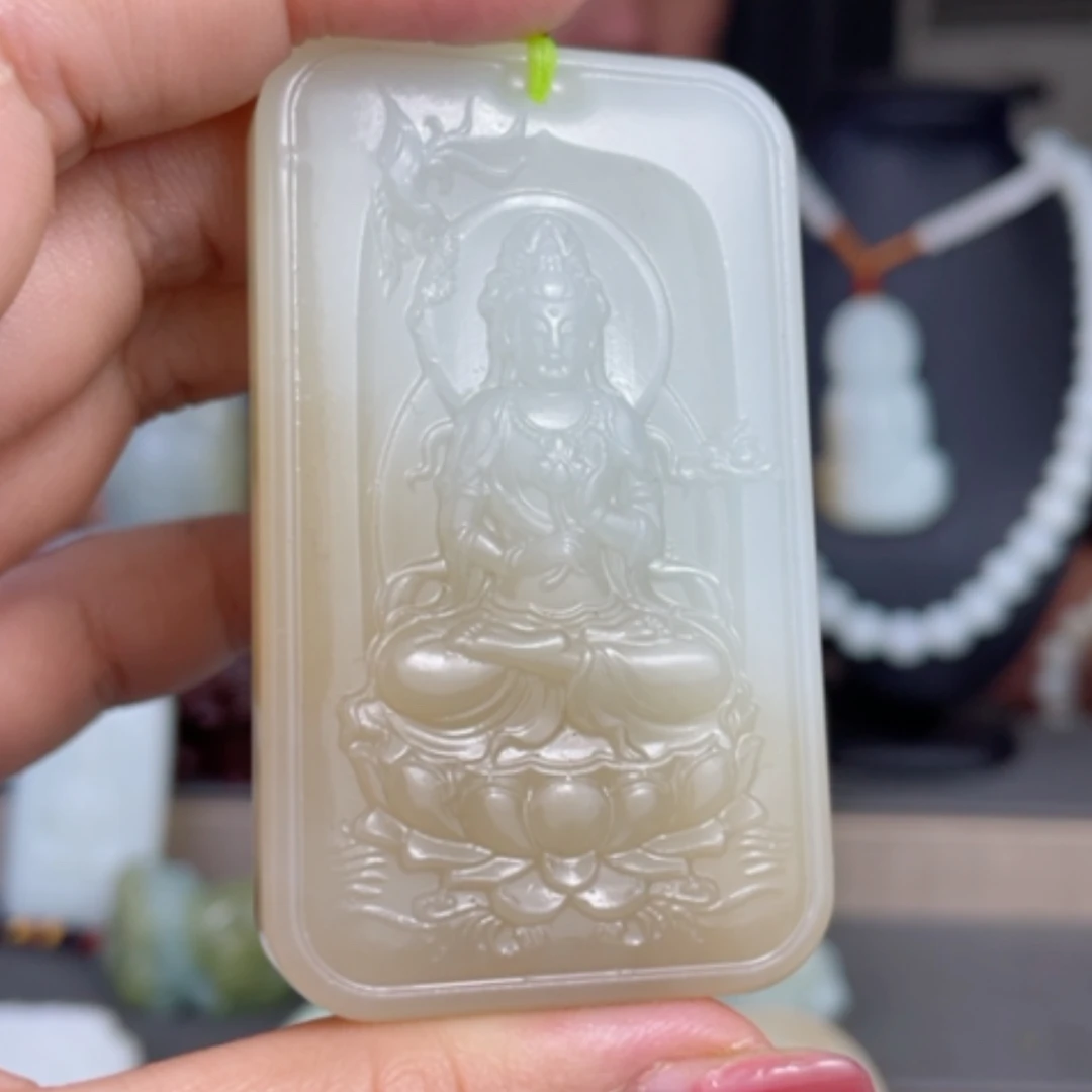 【闪购商品】颈饰未镶嵌和田玉