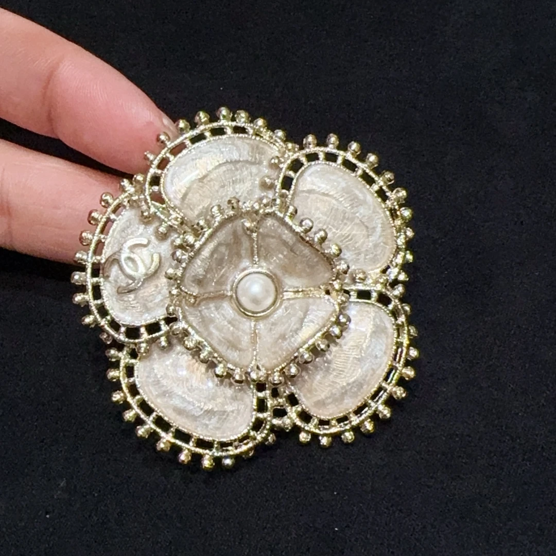 99新 Chanel/香奈儿 277-23K粉色珐琅花朵胸针