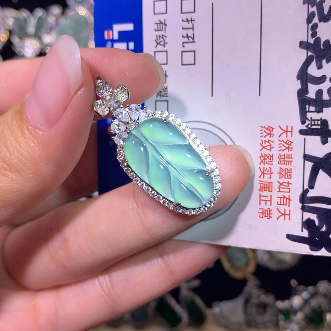 翡翠银S925镶嵌颈饰天然