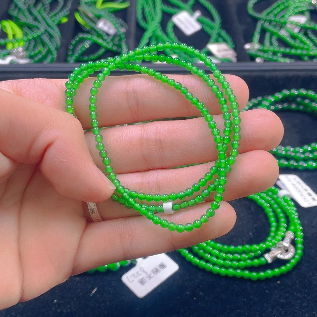 翡翠未镶嵌颈饰