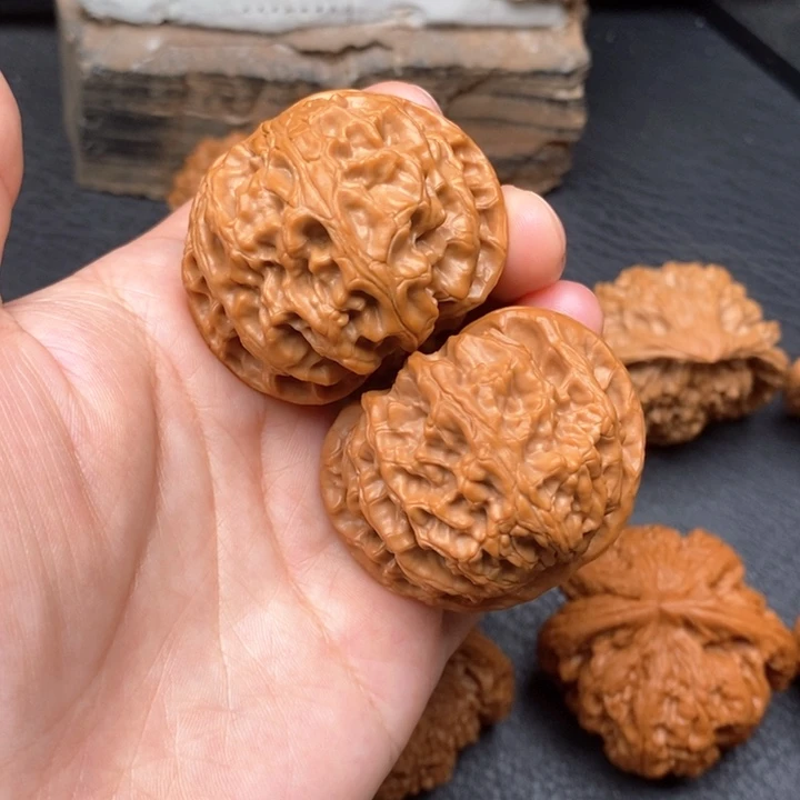 文玩核桃吊坠尺寸43苹果