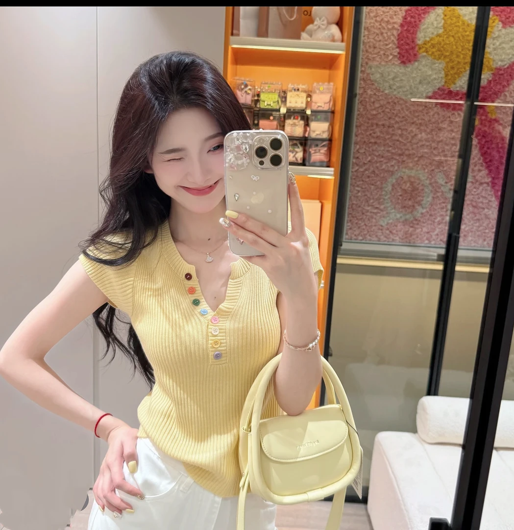 针织衫显瘦修身短款短袖夏季韩版洋气彩色纽扣百搭休闲上衣针织