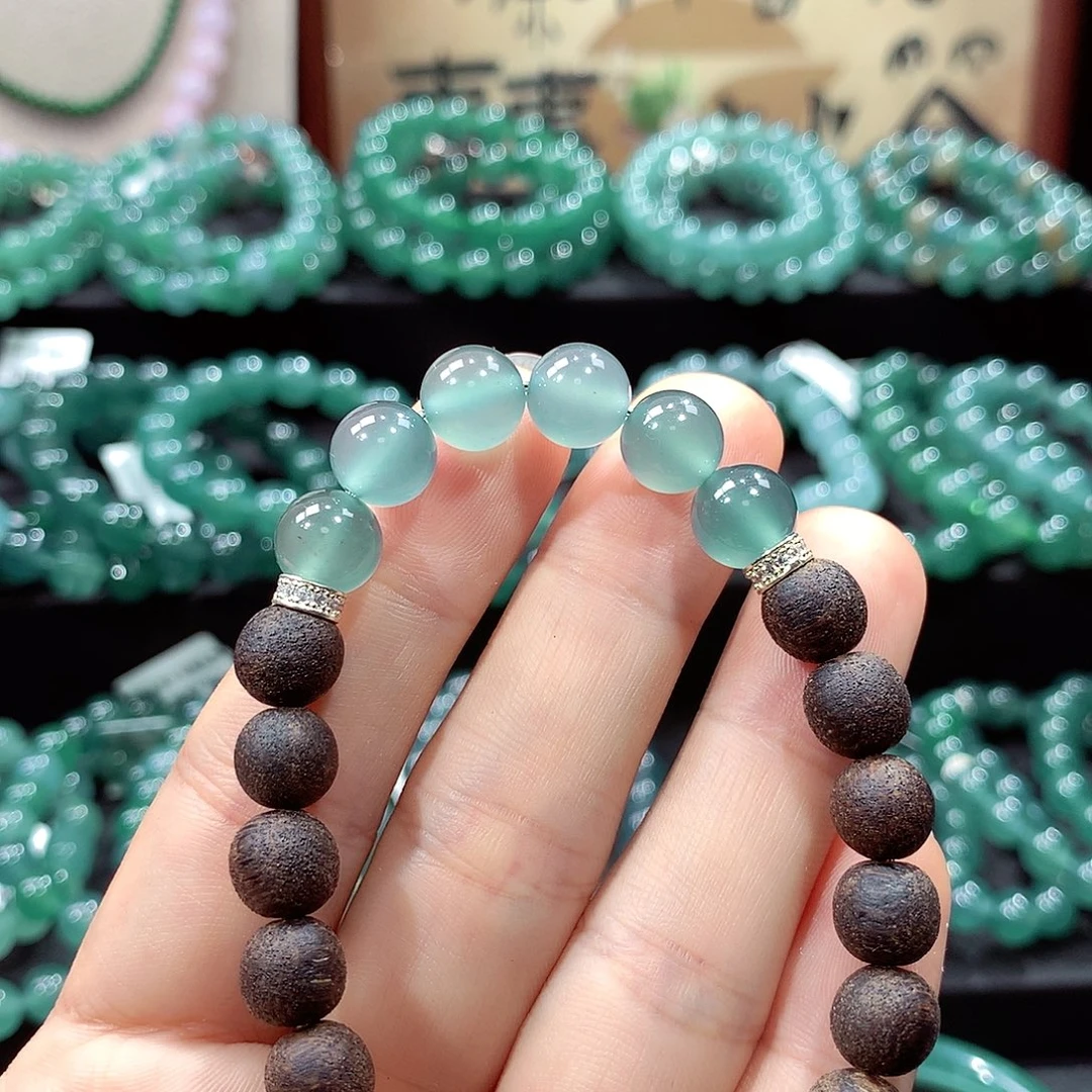 翡翠未镶嵌手链卡9.2