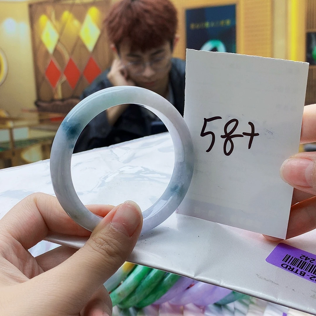 翡翠未镶嵌手镯0000……