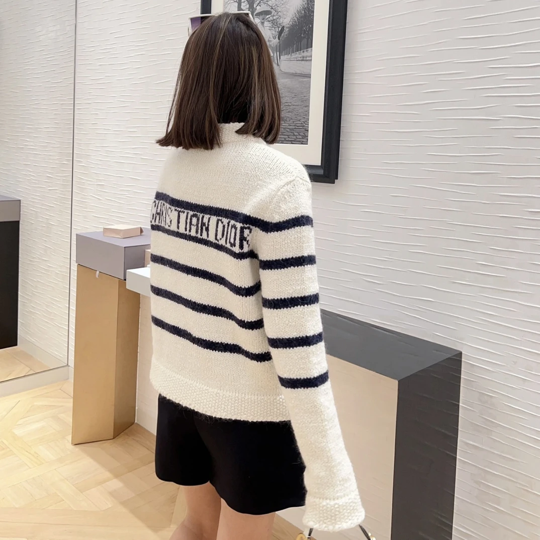 95新 DIOR/迪奥  pp1377 绵羊绒 条纹针织开衫 34码