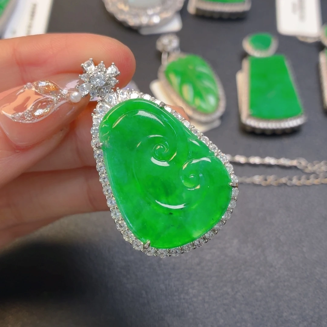 翡翠银S925镶嵌颈饰