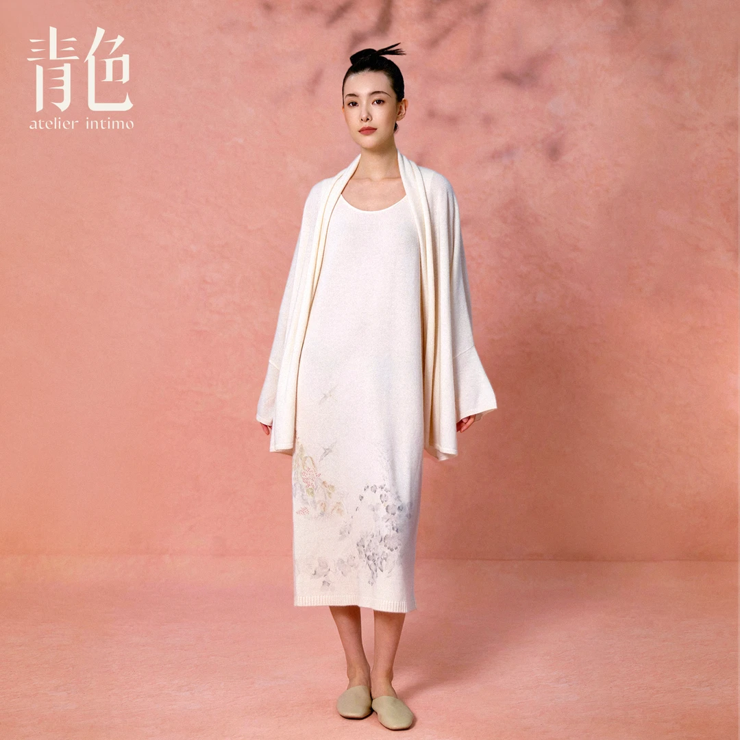 atelier intimo/青色【秋鸿羊绒系列】山羊绒宽松秋冬女开衫长裙