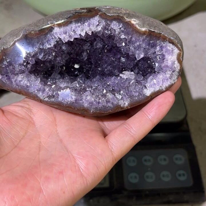 龙***鈺未镶嵌紫晶大型摆件（非配饰）