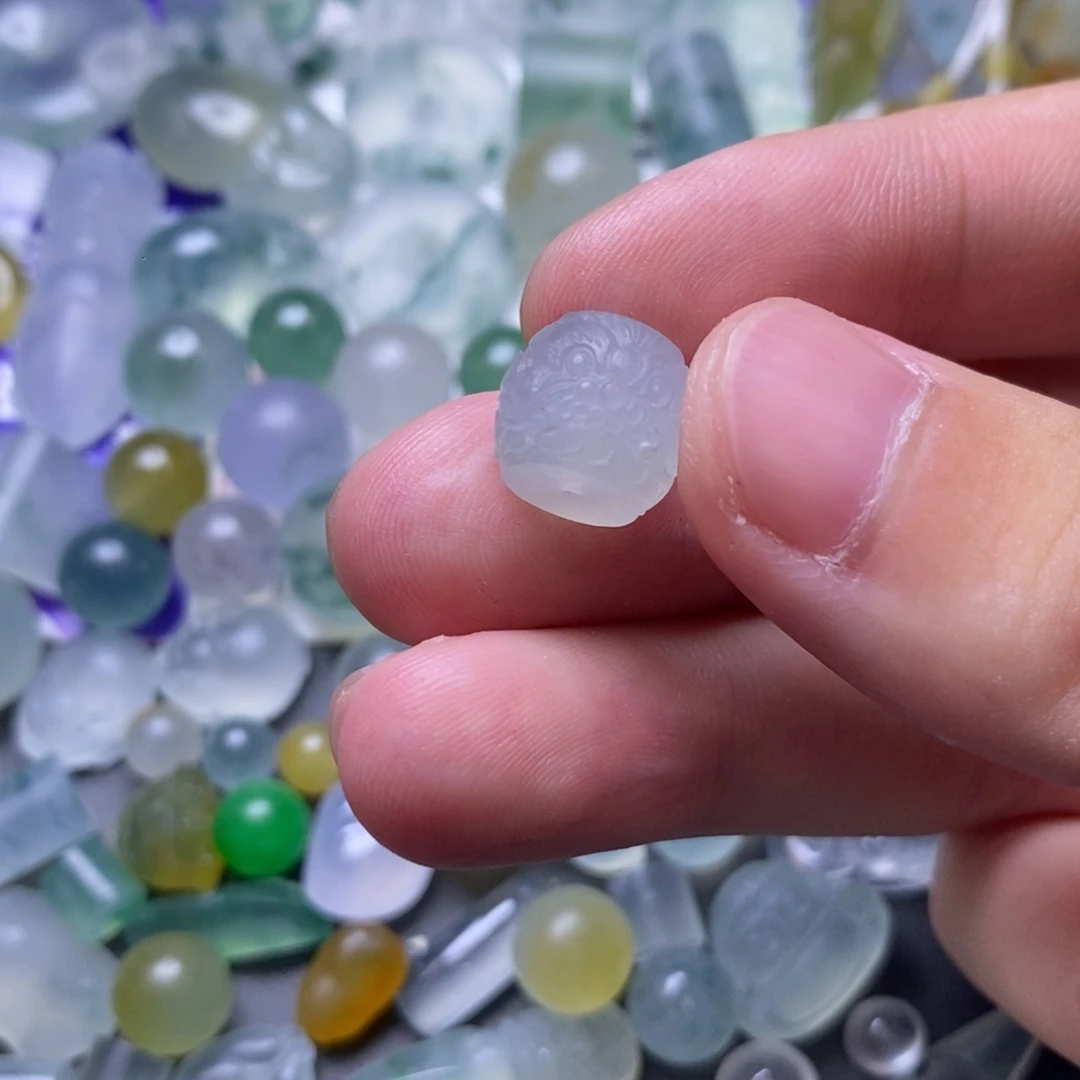 定制翡翠未镶嵌珠子